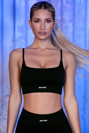 Black Women's Bo And Tee Strappy Sports Bra | 26950-ZBRN