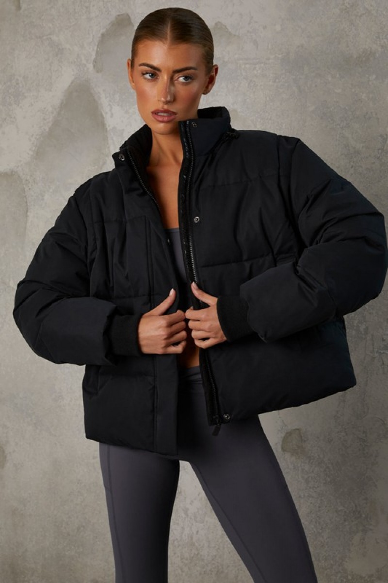 Black Women\'s Bo And Tee Cropped with Detachable Sleeves Puffer Jacket | 13987-ZEKM