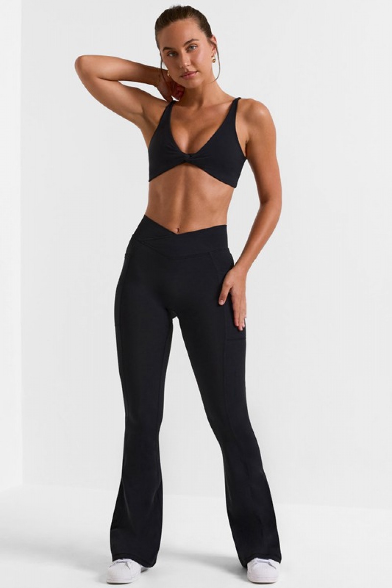 Black Women's Bo And Tee Cross Waistband Flare Pocket Leggings | 41702-DMZS