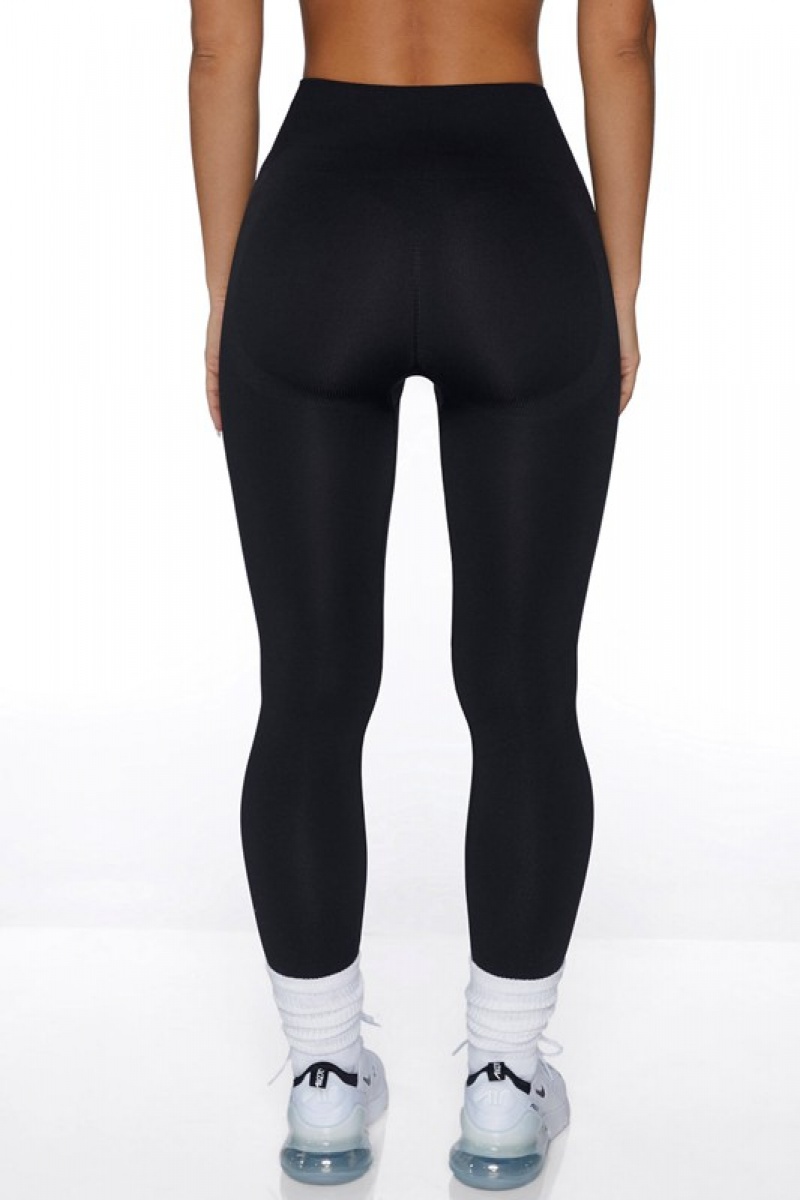 Black Women's Bo And Tee Leggings Leggings | 68052-TMLW