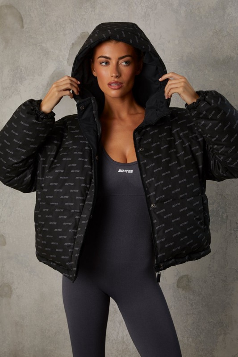 Black Women's Bo And Tee Reversible Hooded Puffer Jacket | 74160-BWKN