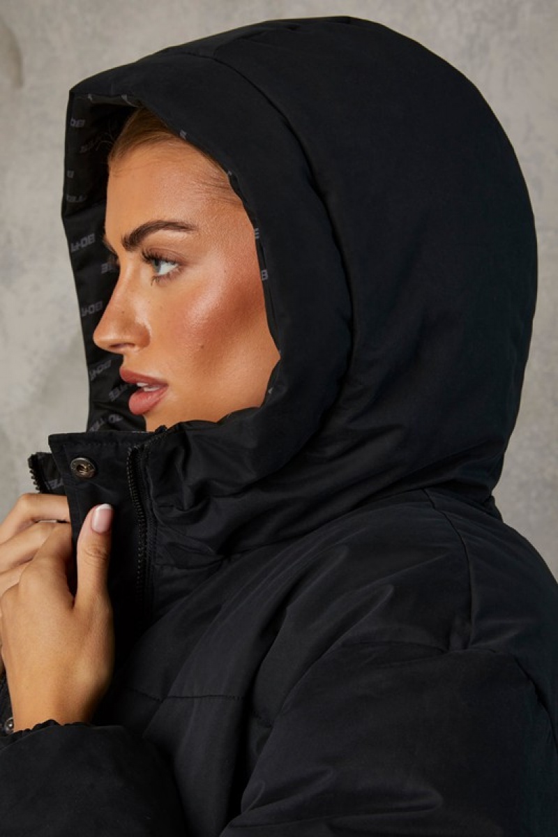 Black Women's Bo And Tee Reversible Hooded Puffer Jacket | 74160-BWKN