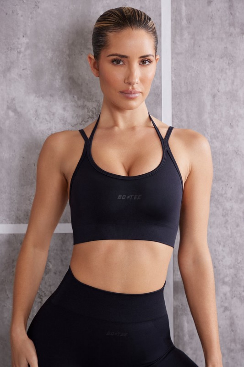 Black Women\'s Bo And Tee Scoop Neck Sports Bra | 49165-AYNZ