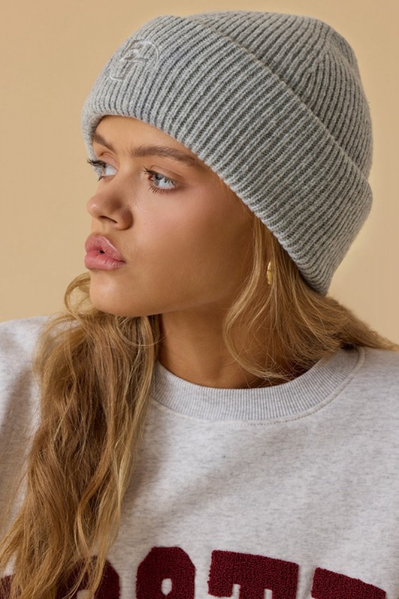 Grey Women's Bo And Tee Knit Beanie | 23901-OWPG