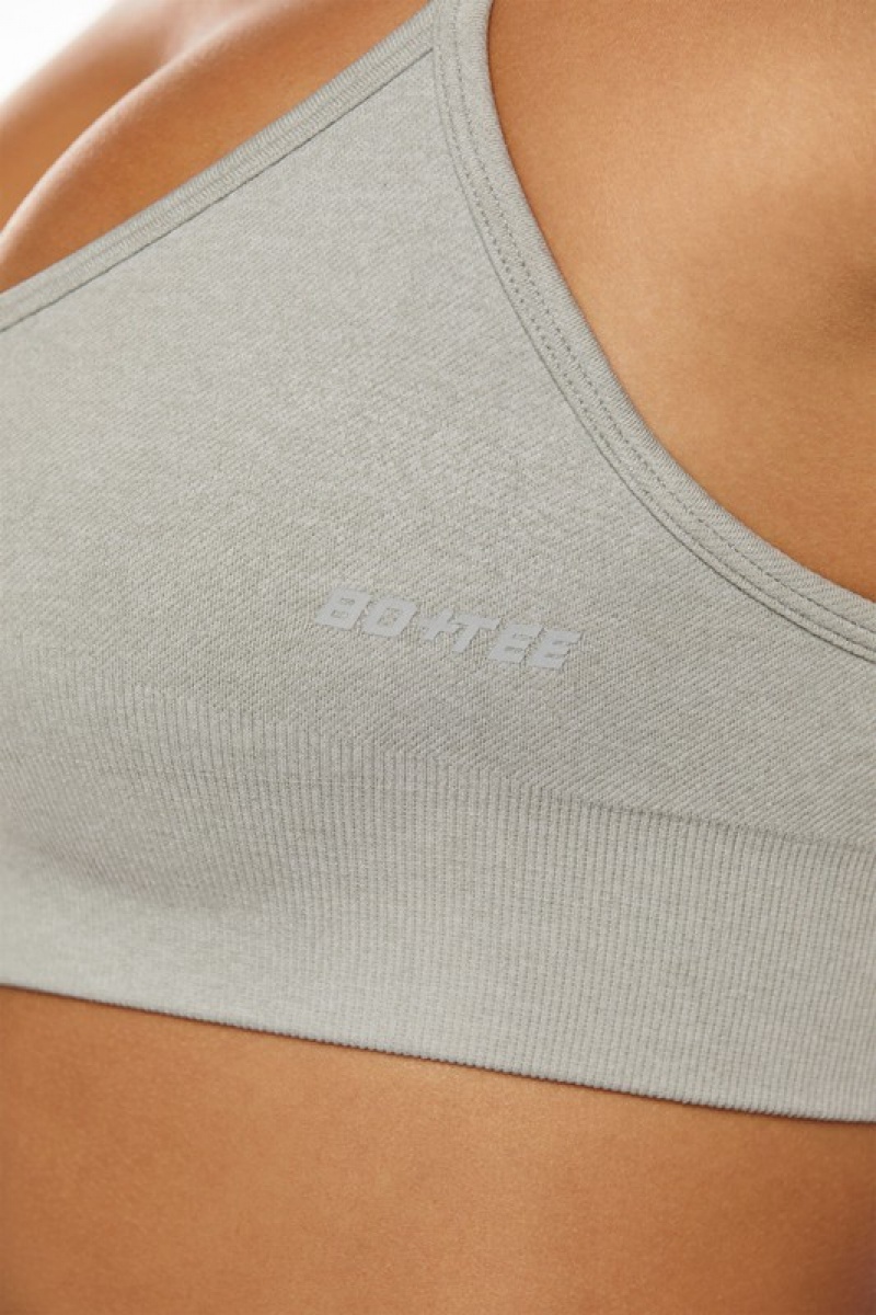 Grey Women's Bo And Tee Scoop Neck Multi Strap Sports Bra | 73451-ZAWP