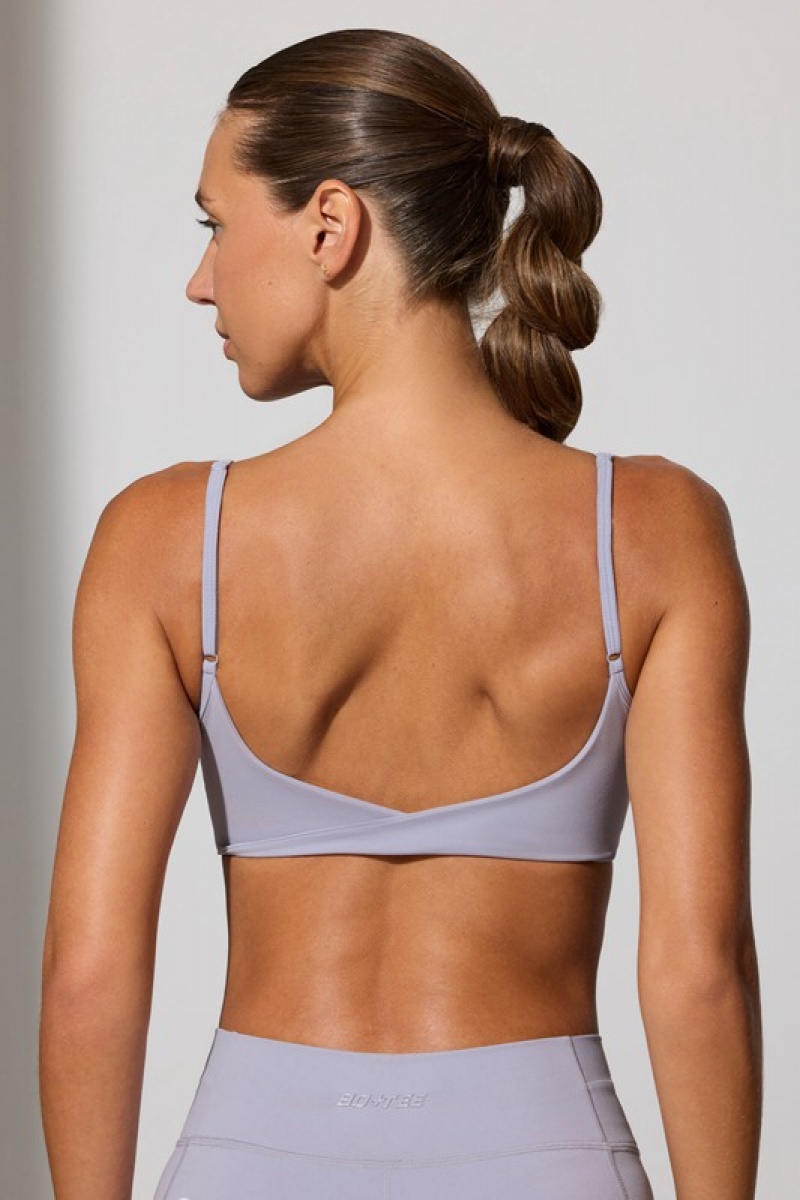 Lavender Women's Bo And Tee Twist Back Scoop Neck Sports Bra | 25310-SUVA