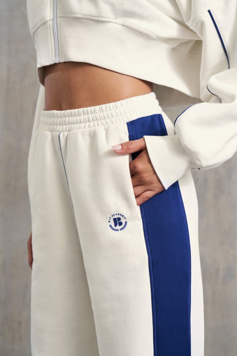 White Women's Bo And Tee Petite Wide Leg Sweatpants | 34950-FYLQ